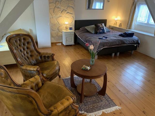 B&B Petit Chateau - Stijlvol Verblijf Centraal Gelegen In Zeeuws Vlaanderen Biervliet Zewnętrze zdjęcie