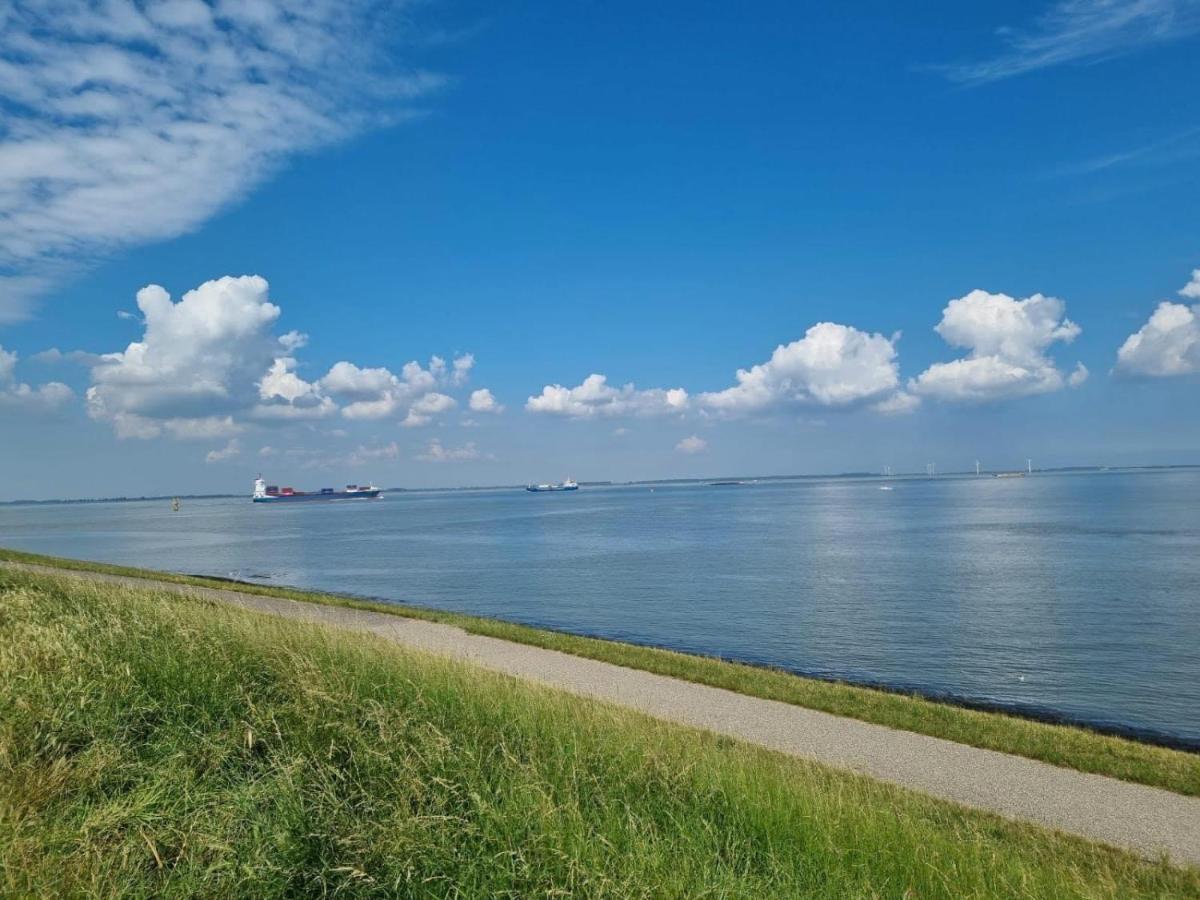 B&B Petit Chateau - Stijlvol Verblijf Centraal Gelegen In Zeeuws Vlaanderen Biervliet Zewnętrze zdjęcie