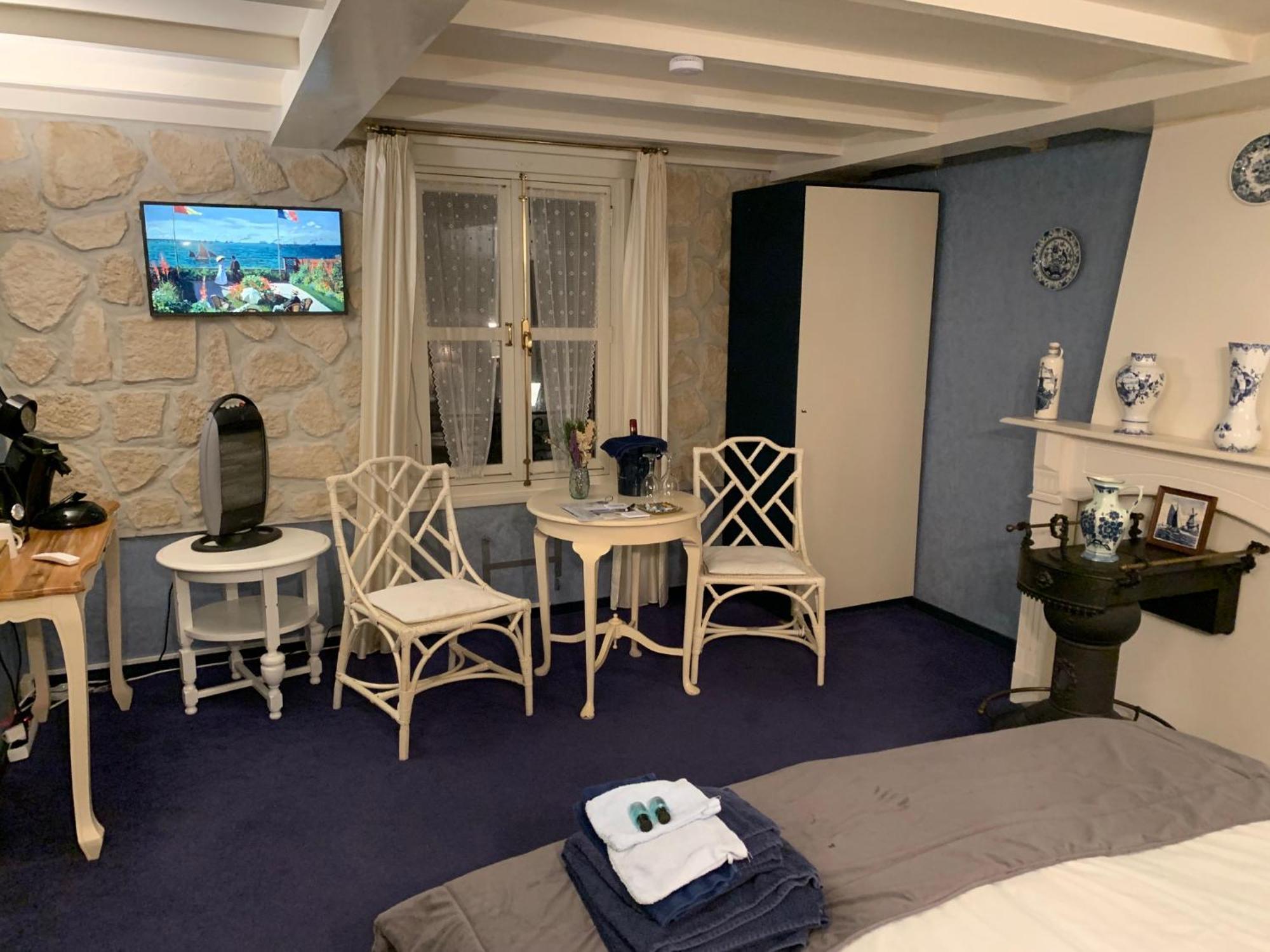 B&B Petit Chateau - Stijlvol Verblijf Centraal Gelegen In Zeeuws Vlaanderen Biervliet Zewnętrze zdjęcie